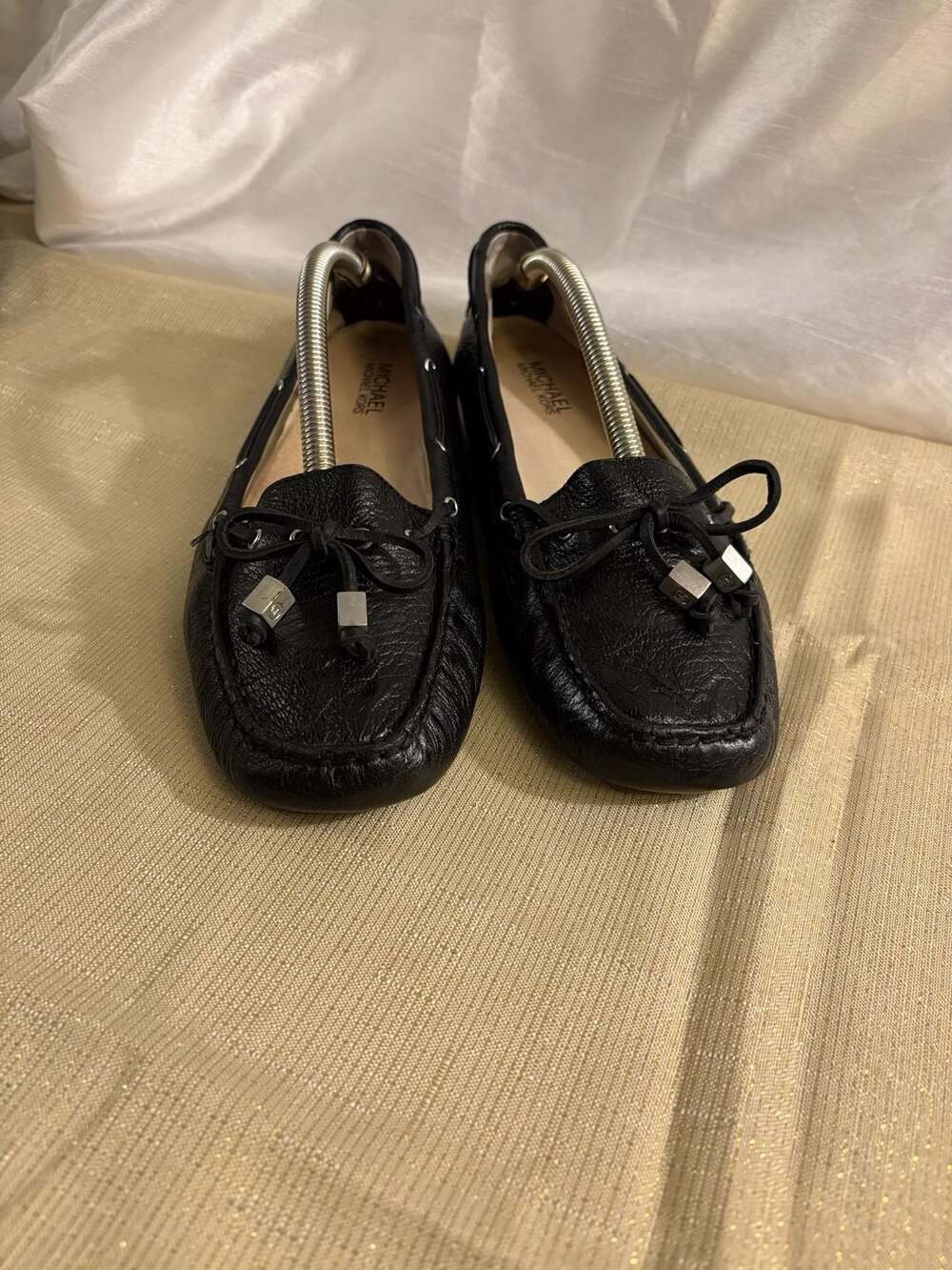 MICHAEL Michael Kors Amber Leather Moccasin Flats - Picture 2 of 8
